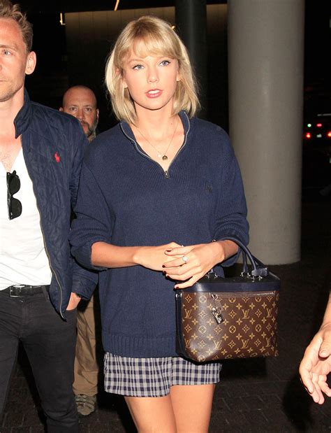 taylor swift louis vuitton bag.